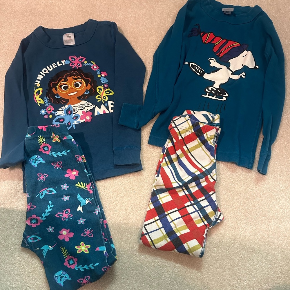 Lot of 2 pairs of Hanna Andersson PJs EUC size 5
